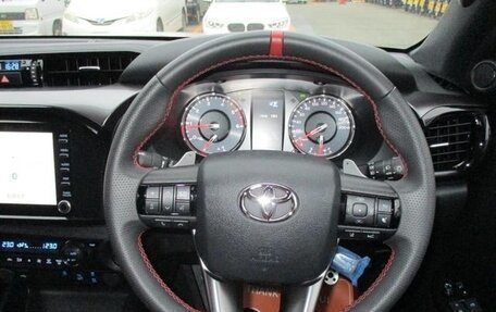 Toyota Hilux VIII, 2024 год, 4 650 000 рублей, 21 фотография