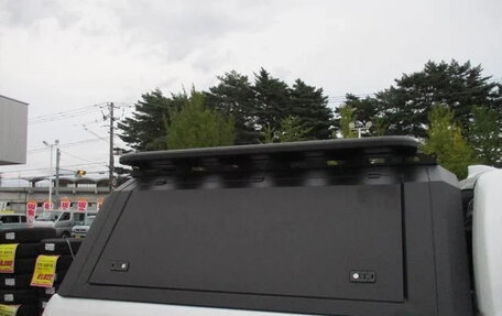 Toyota Hilux VIII, 2024 год, 4 650 000 рублей, 29 фотография