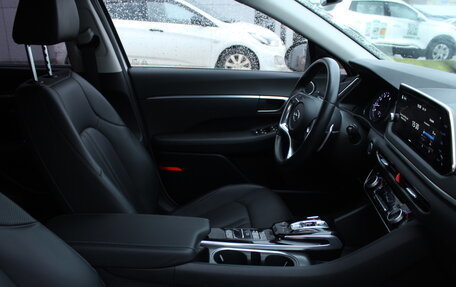 Hyundai Sonata VIII, 2019 год, 2 328 000 рублей, 13 фотография