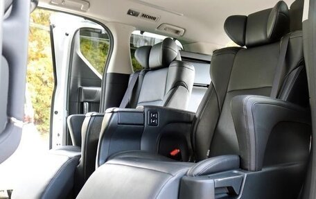 Toyota Alphard III, 2022 год, 4 190 222 рублей, 25 фотография