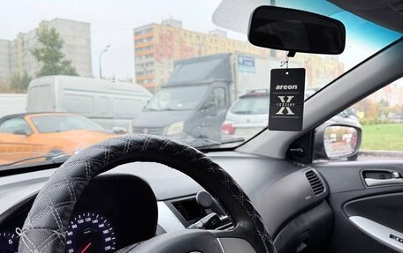 Hyundai Solaris II рестайлинг, 2013 год, 650 000 рублей, 7 фотография