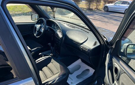 Chevrolet Niva I рестайлинг, 2018 год, 909 000 рублей, 14 фотография