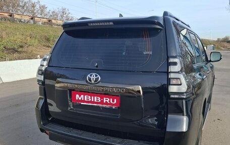 Toyota Land Cruiser Prado 150 рестайлинг 2, 2020 год, 6 850 000 рублей, 3 фотография