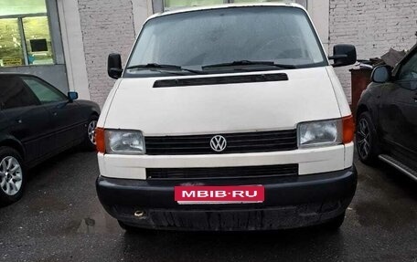 Volkswagen Transporter T4, 1999 год, 690 000 рублей, 1 фотография