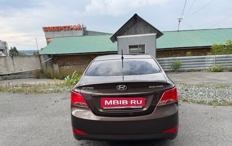 Hyundai Solaris II рестайлинг, 2015 год, 870 000 рублей, 3 фотография