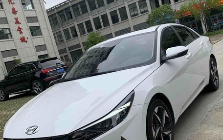 Hyundai Elantra, 2022 год, 1 510 000 рублей, 3 фотография