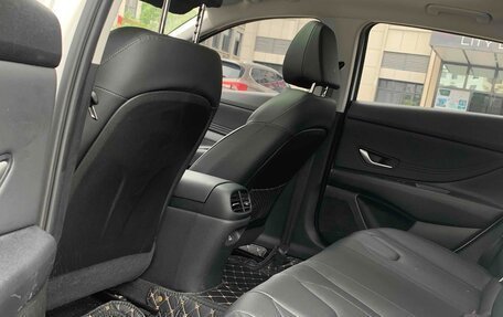 Hyundai Elantra, 2022 год, 1 510 000 рублей, 13 фотография