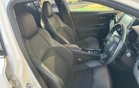 Toyota C-HR I рестайлинг, 2019 год, 1 445 000 рублей, 7 фотография