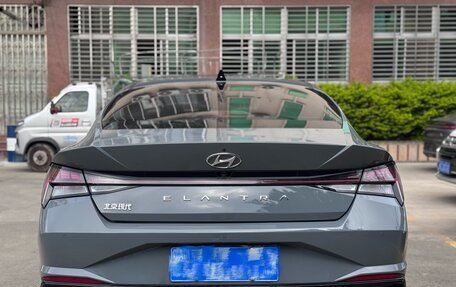 Hyundai Elantra, 2022 год, 1 530 000 рублей, 6 фотография