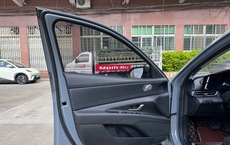 Hyundai Elantra, 2022 год, 1 530 000 рублей, 9 фотография