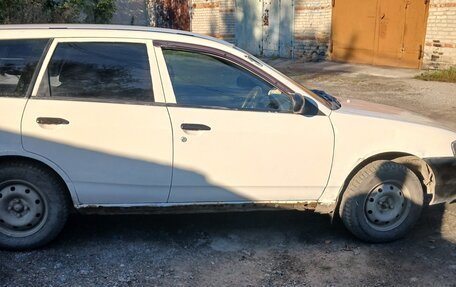 Nissan AD II, 2002 год, 230 000 рублей, 2 фотография