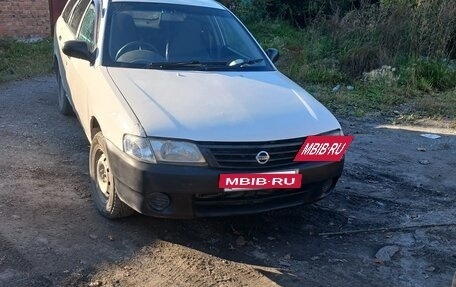 Nissan AD II, 2002 год, 230 000 рублей, 3 фотография