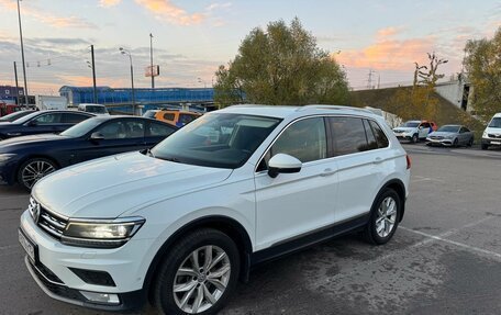 Volkswagen Tiguan II, 2017 год, 2 650 000 рублей, 5 фотография