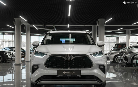 Toyota Highlander, 2025 год, 6 500 000 рублей, 3 фотография