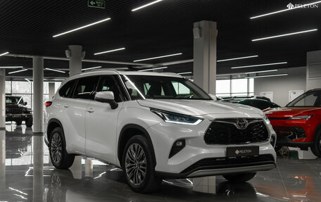Toyota Highlander, 2025 год, 6 500 000 рублей, 2 фотография