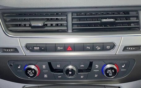 Audi Q7, 2018 год, 4 290 000 рублей, 15 фотография