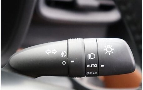 Toyota Sienta, 2022 год, 1 700 000 рублей, 18 фотография