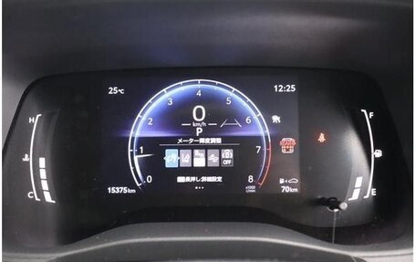 Toyota Sienta, 2022 год, 1 700 000 рублей, 17 фотография