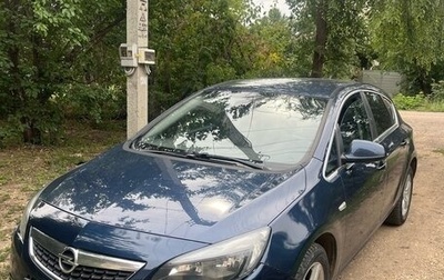 Opel Astra J, 2010 год, 690 000 рублей, 1 фотография