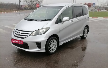 Honda Freed I, 2012 год, 1 450 000 рублей, 1 фотография