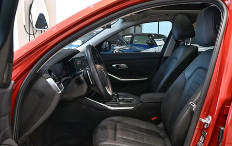 BMW 3 серия, 2021 год, 3 135 000 рублей, 10 фотография