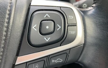 Toyota Harrier, 2019 год, 2 600 000 рублей, 13 фотография