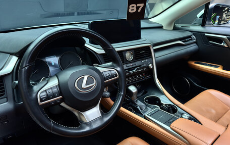 Lexus RX IV рестайлинг, 2019 год, 4 890 000 рублей, 14 фотография