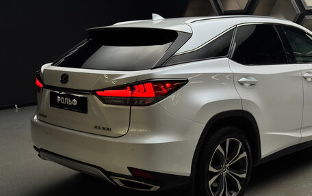 Lexus RX IV рестайлинг, 2019 год, 4 890 000 рублей, 9 фотография