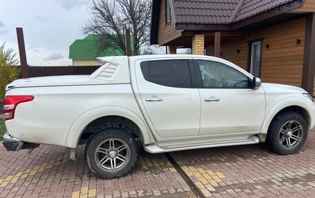 Mitsubishi L200 IV рестайлинг, 2017 год, 2 100 000 рублей, 4 фотография