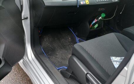 Honda Freed I, 2012 год, 1 450 000 рублей, 18 фотография