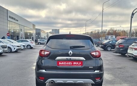 Renault Kaptur I рестайлинг, 2021 год, 1 949 000 рублей, 4 фотография