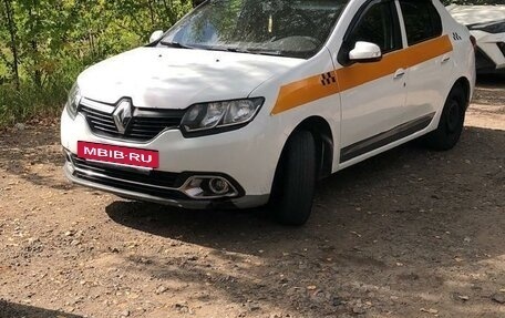 Renault Logan II, 2017 год, 360 000 рублей, 4 фотография