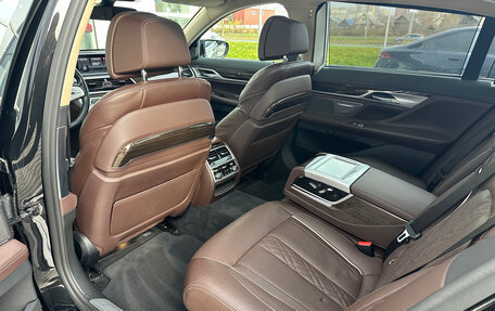 BMW 7 серия, 2018 год, 4 983 000 рублей, 30 фотография