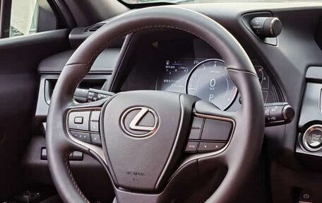 Lexus UX I, 2020 год, 2 468 916 рублей, 6 фотография