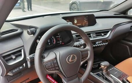 Lexus UX I, 2020 год, 2 468 916 рублей, 11 фотография