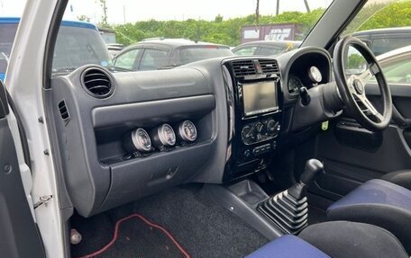 Suzuki Jimny, 2013 год, 750 000 рублей, 25 фотография