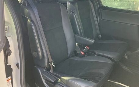 Toyota Voxy III, 2021 год, 2 050 000 рублей, 21 фотография