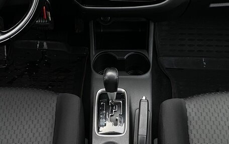 Mitsubishi Outlander III рестайлинг 3, 2015 год, 1 749 000 рублей, 13 фотография