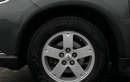 Mitsubishi Outlander III рестайлинг 3, 2015 год, 1 749 000 рублей, 9 фотография