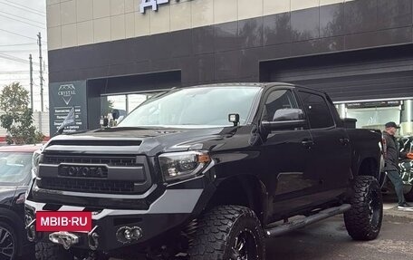 Toyota Tundra II, 2013 год, 9 900 000 рублей, 2 фотография