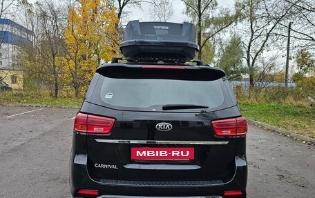 KIA Carnival III, 2019 год, 2 950 000 рублей, 5 фотография