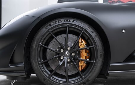 Ferrari 812, 2024 год, 48 900 000 рублей, 13 фотография