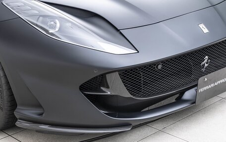 Ferrari 812, 2024 год, 48 900 000 рублей, 24 фотография