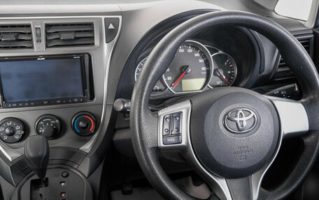 Toyota Ractis II, 2011 год, 949 000 рублей, 15 фотография