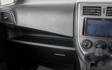 Toyota Ractis II, 2011 год, 949 000 рублей, 13 фотография