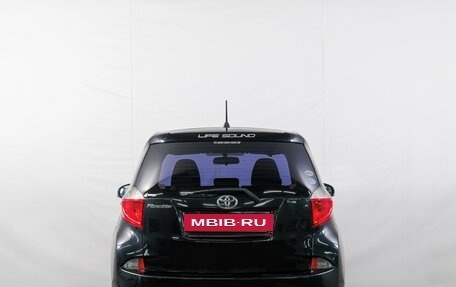 Toyota Ractis II, 2011 год, 949 000 рублей, 6 фотография