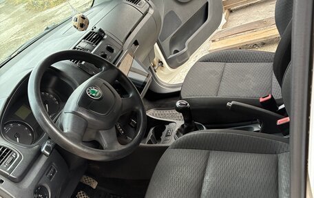 Skoda Fabia II, 2011 год, 490 000 рублей, 16 фотография