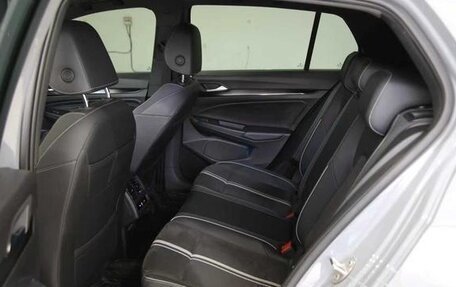 Volkswagen Golf VIII, 2022 год, 2 150 548 рублей, 15 фотография