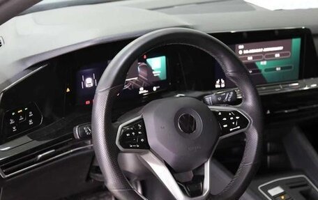 Volkswagen Golf VIII, 2022 год, 2 150 548 рублей, 8 фотография