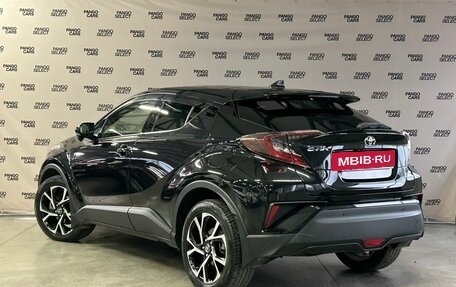 Toyota C-HR I рестайлинг, 2016 год, 1 650 000 рублей, 4 фотография